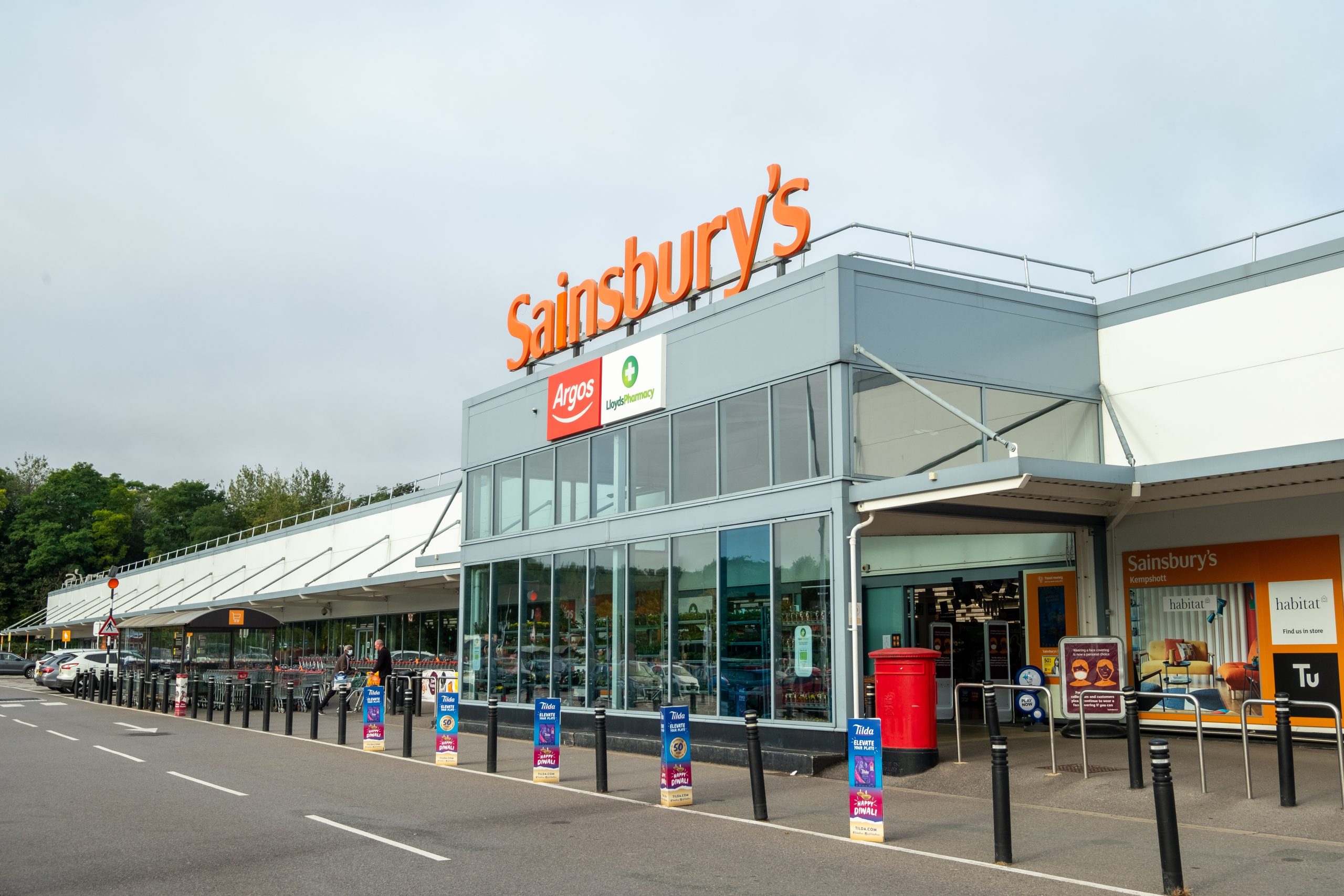 Sainsbury’s and Cranswick announce £61 million partnership to boost British pig welfare
